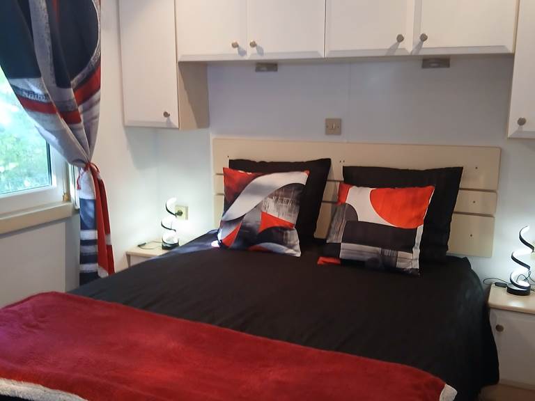chambre parentale MOBIL-HOME 12