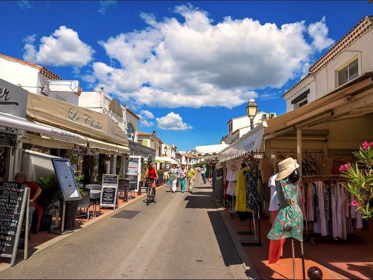 centre-ville des Saintes Maries de la mer