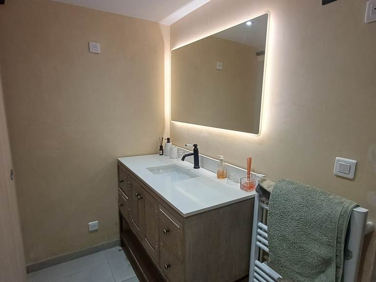 Lavabo picholine éclairage recul