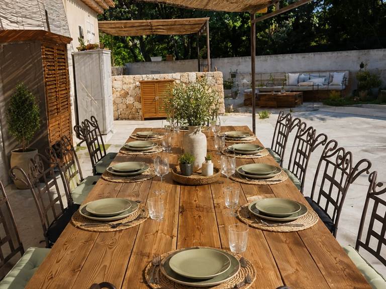 Villa Maluan repas extérieur calme pays de Fayence-gallery