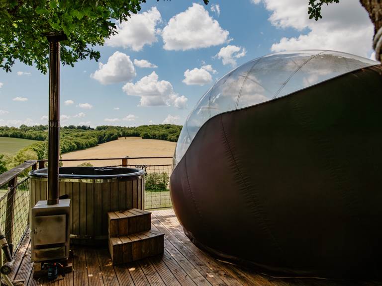 La Bulle perchée et son bain nordique
