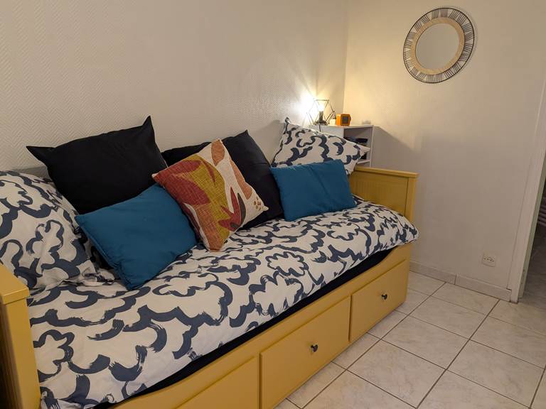 Lit banquette deux places (160cm*90cm)