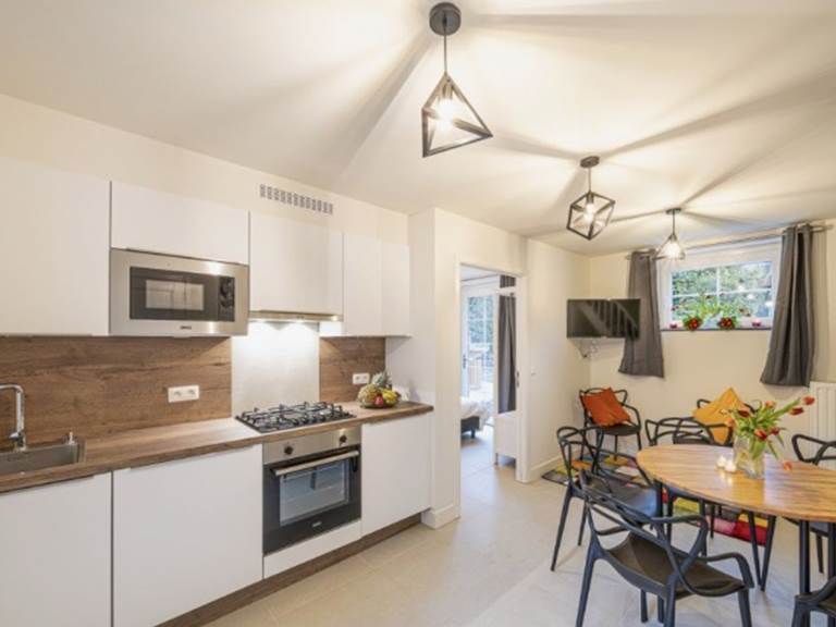 keuken-eetkamer-kinderen-ecolodge