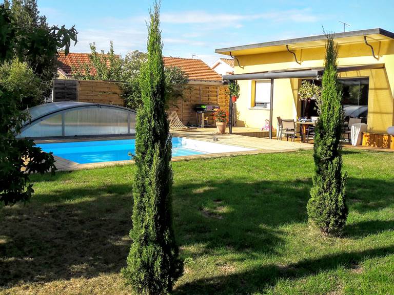 Gentilhommière sur jardin : dans son écrin de verdure