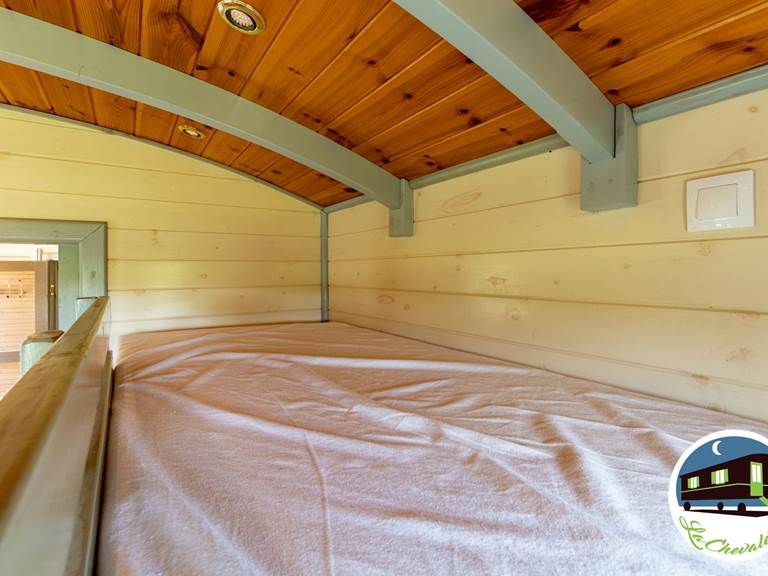 2 Gite la chevalerie 49170 roulotte insouciante