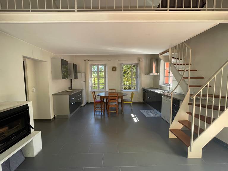 séjour et cuisine de l'appartement