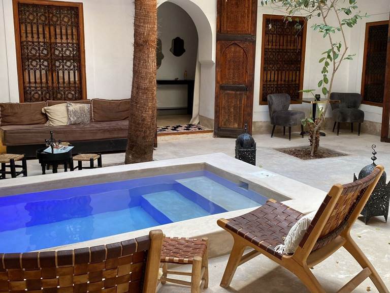 riad-marrakech-piscine-medina