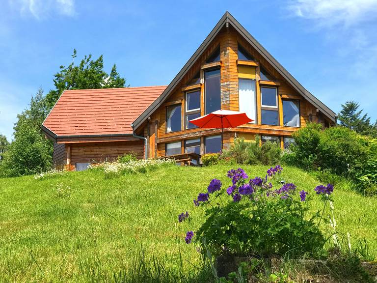 LES CHALETS DU ROCHER - Nid de la Bergeronnette - Le Gîte