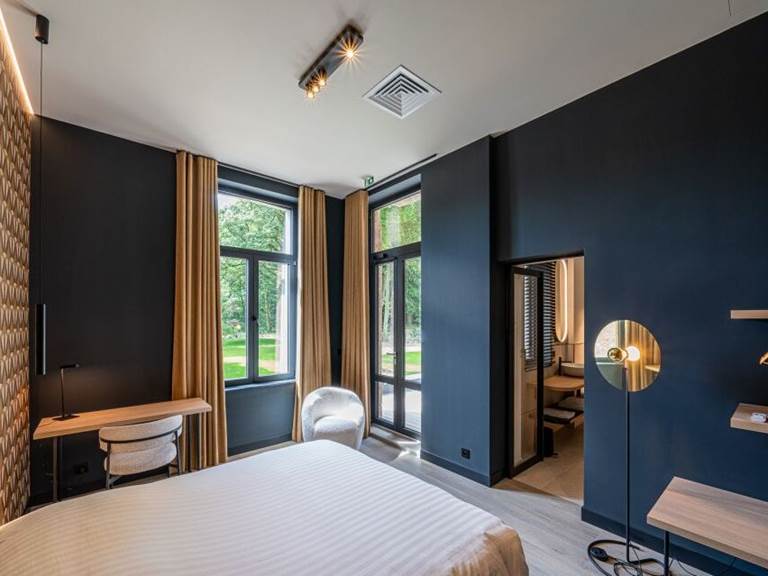 Room 4 (twin or double)