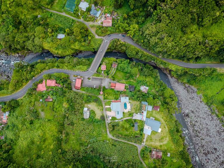 c59cab9b-6fcc-4744-906f-ec8d9bf29fba