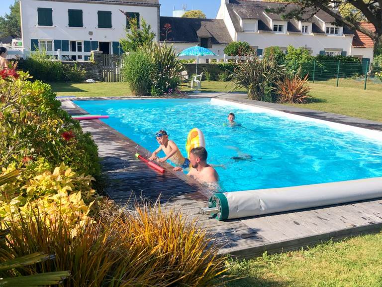 piscine commune des Logis de Kerdrien