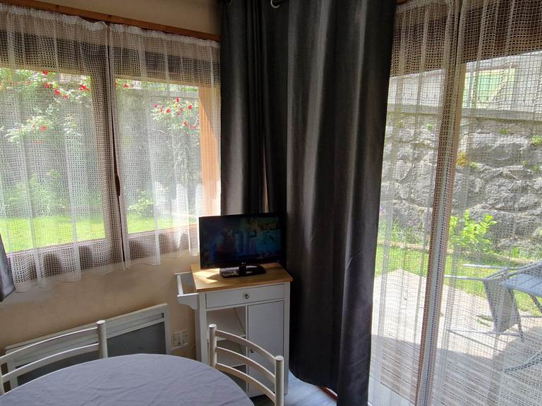 Coin TV espace extérieur
