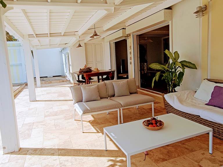 salon terrasse piscine