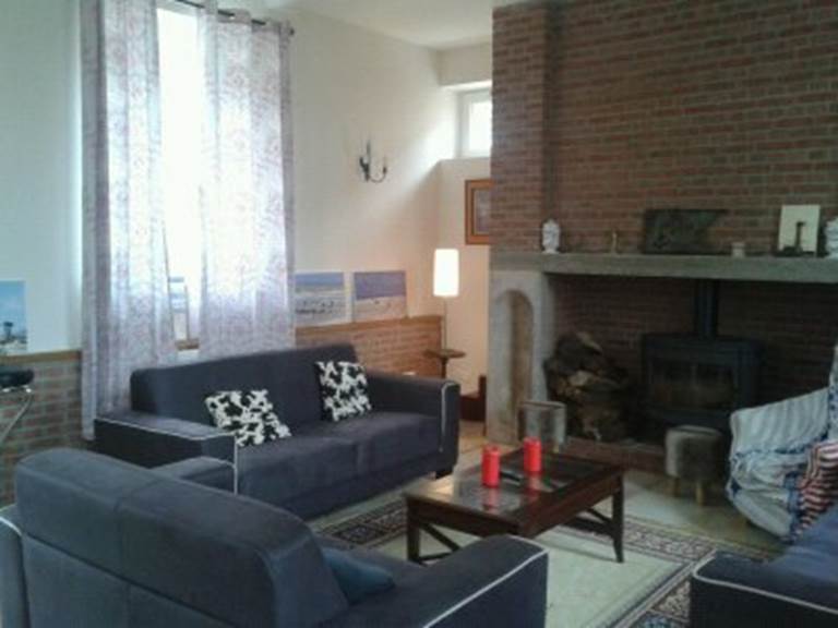 Séjour et poêle à bois