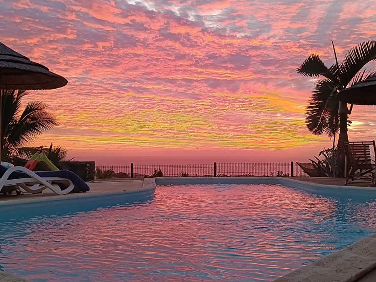 villa a` louer vue mer piscine