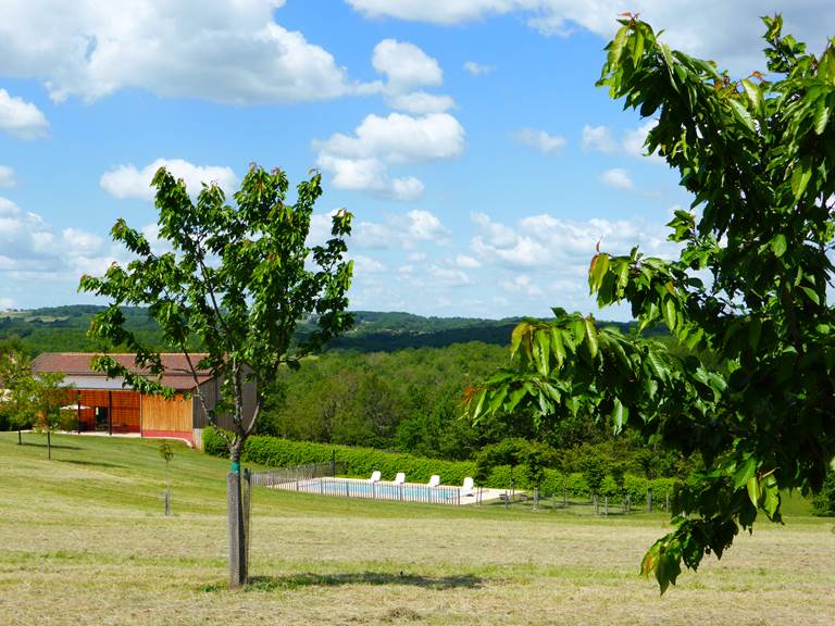 Vue des Cerisiers, l'environnement des gîtes de fred en Périgord Noir