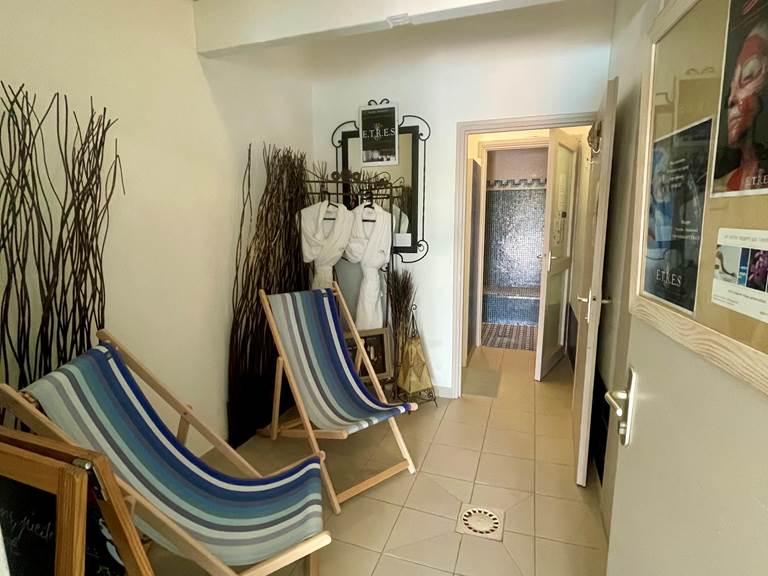 Cabine de soin ou soin en chambre