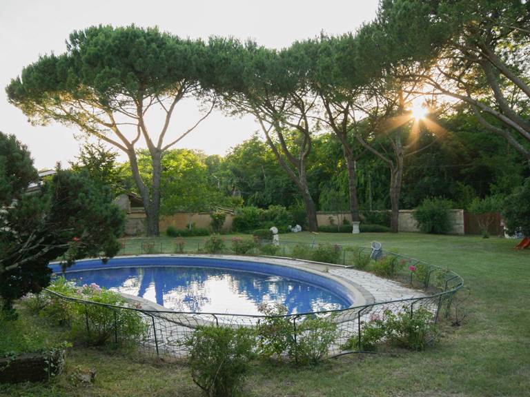 2 7 piscine et extérieur