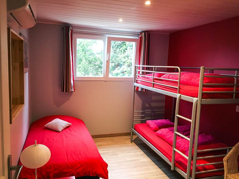 Chambre 3 lits - Gîte Rouge Cerise