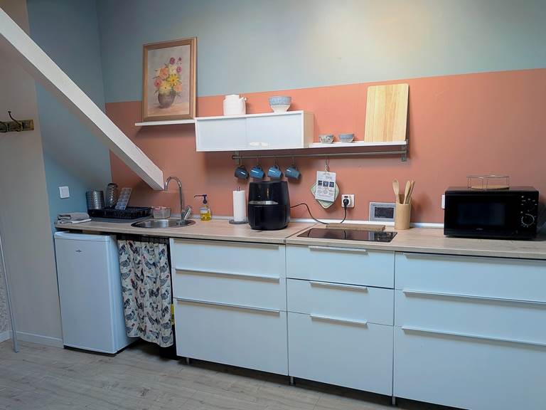 cuisine équipée-16 bis gite hotel-marssac