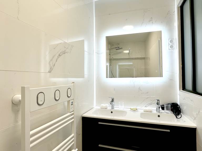 17-Salle-eau-Vue-1