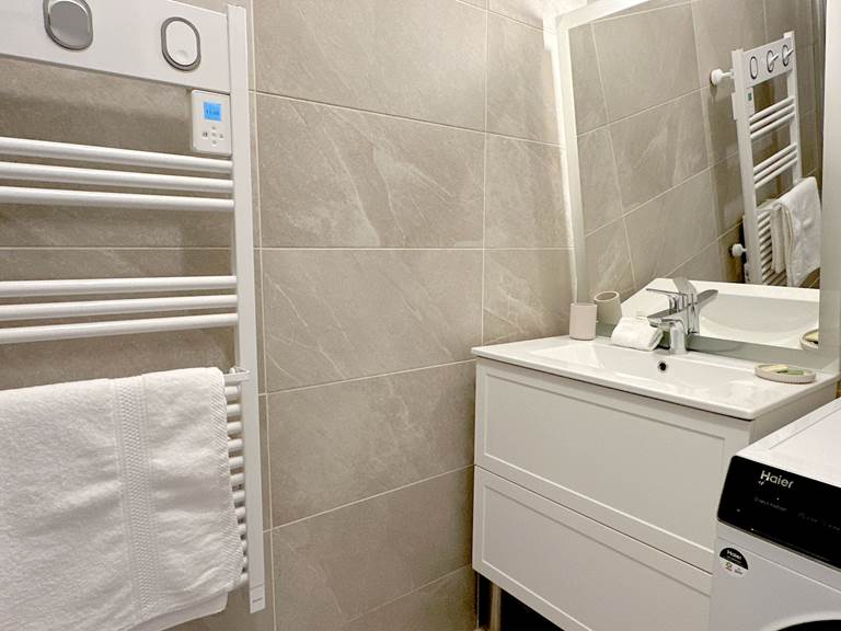 Salle de bain - Vue 1