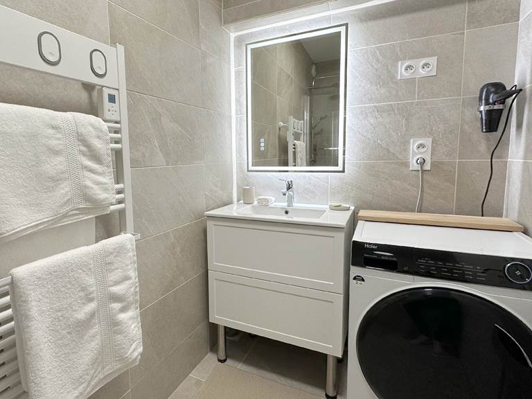 Salle de bain - Vue 1