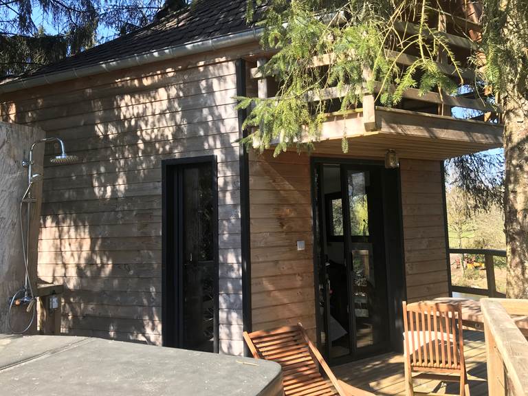 Vue de la terrasse sur la cabane