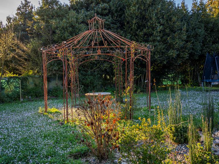 Logis-Les-Trois-Moulins-Ile-de-Ré-villa-spacieuse-style-rhétais