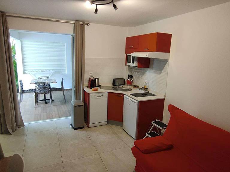suite-passion-156940-1600-950-crop