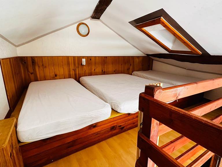 028e60ed-2017-4e5d-9563-c4580de2ba02