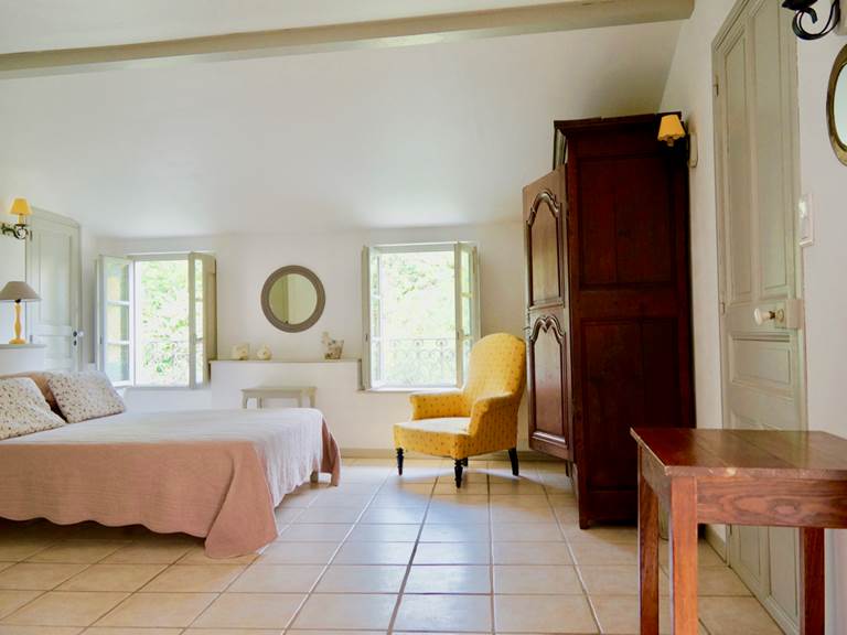 Chambre familiale olivier aux chambres d'hôtes la Rougeanne près de Carcassonne dans l'Aude