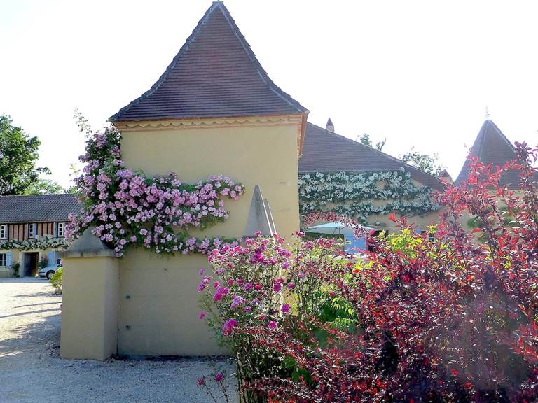 Maison Manechal en fleurs