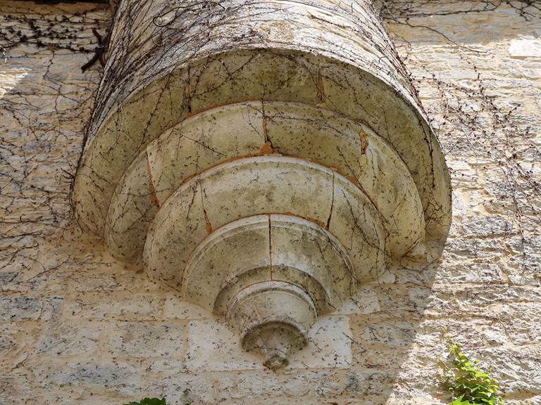 Chateau de Saint Chamarand, restauration et histoire