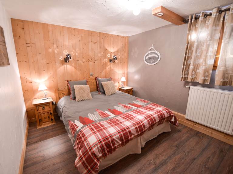 master_room_apartment_camigane_alpe-huez