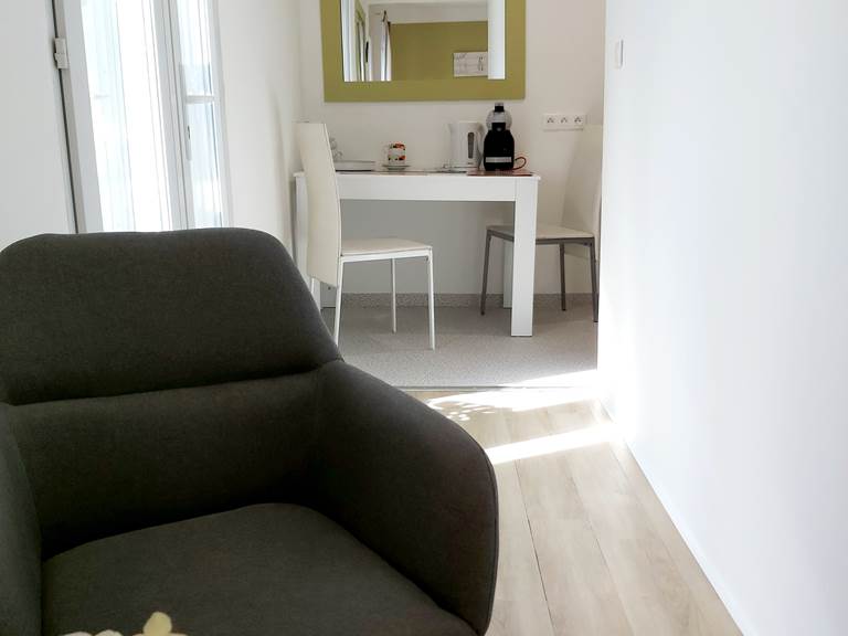 studio_chambre_dhote_residence_lourdes_vacances_pelerinage
