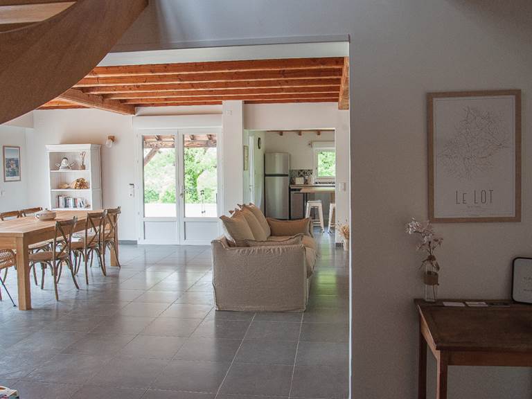 Gîte du Causse Loubressac Entrée + Séjour-gallery