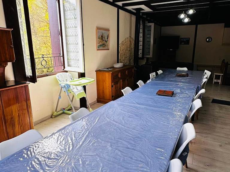 a022cb00-0f88-4ff5-ae92-f05b1d6918b8