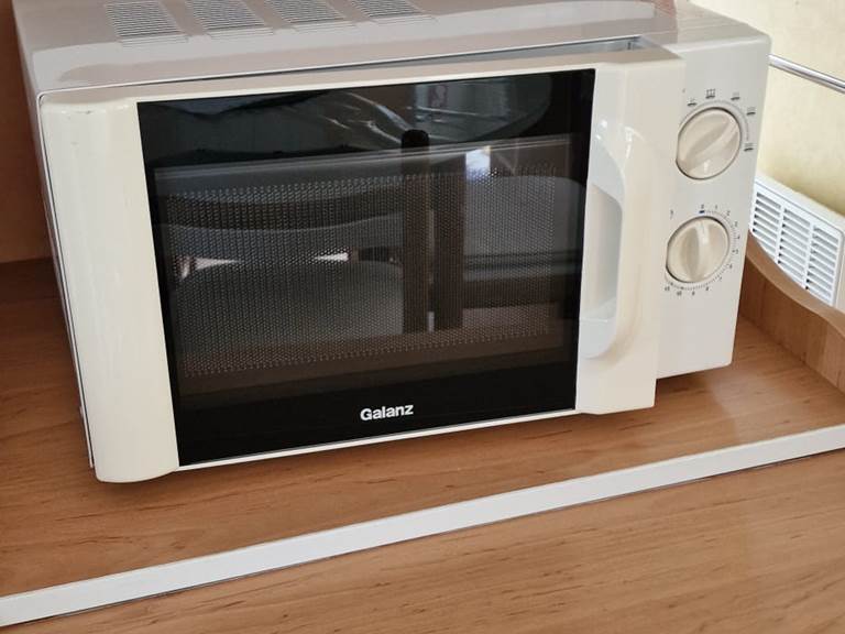 équipement micro-ondes MOBIL-HOME DE PROPRIETAIRE 15