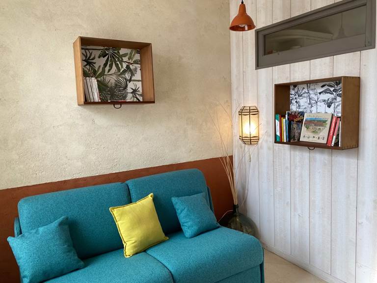 chambre-d'hôte-lacourquinousrelie Mûrier-intereur_inside-gallery