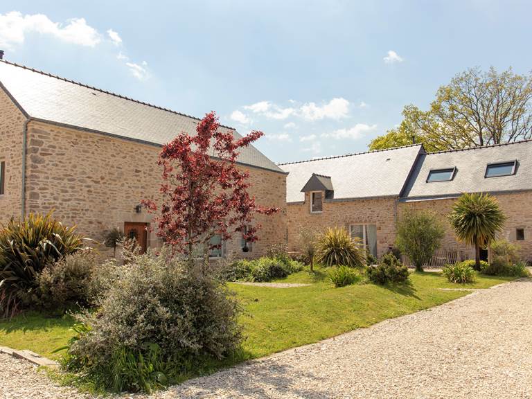 Maison de charme dans un ancien corps de ferme (18 ème)