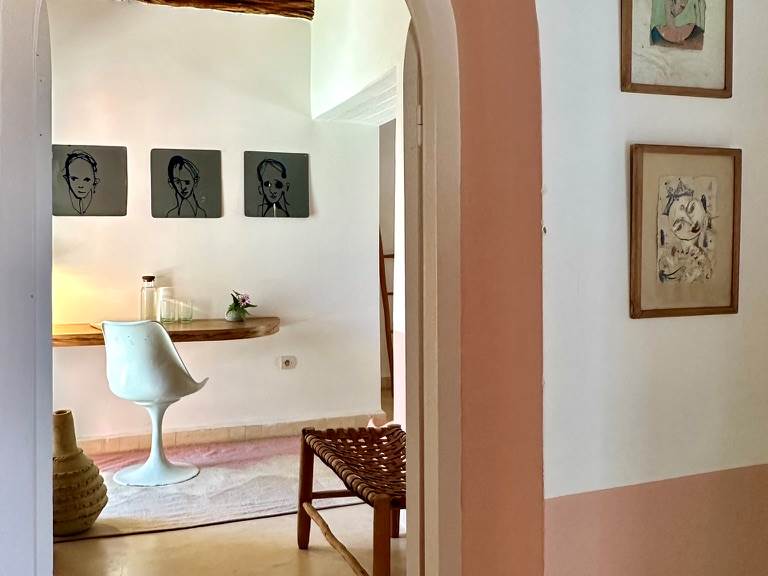 Une petite porte rend les deux chambres plus intimes