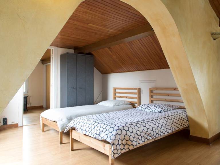 28-chambre comble lits simples-gallery