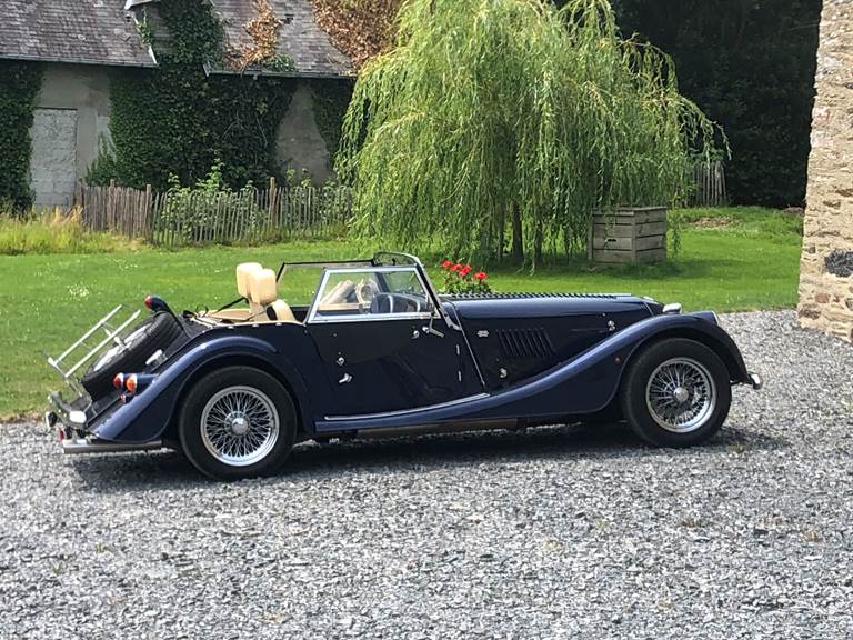 artistes- peintres anglais en voiture