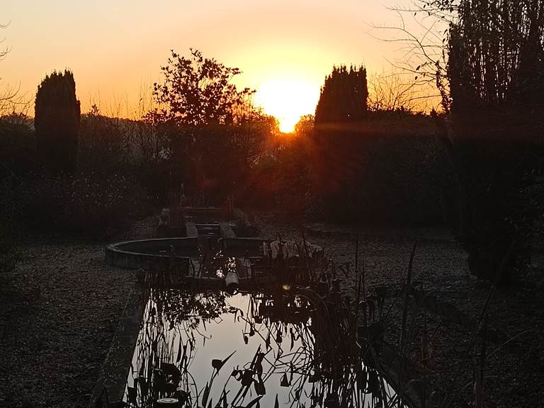 Gîtes, chambre d'hôtes et table d'hôtes gastronomique à Casteljaloux Lot et Garonne, piscine, jacuzzi et spa