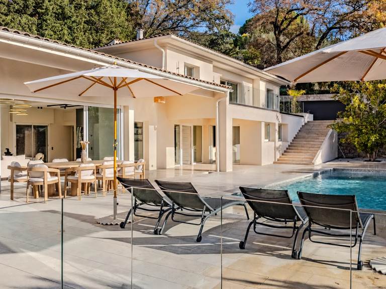 Villa 1