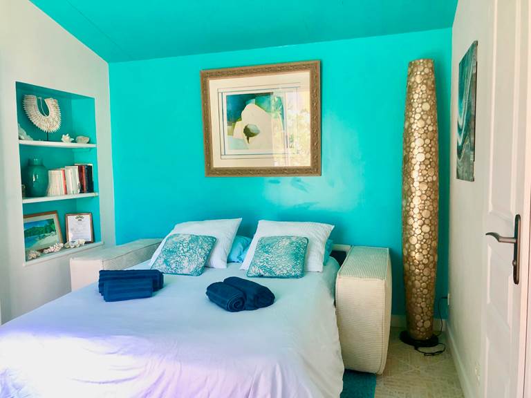 Chambre bleue avec deuxième lit 140