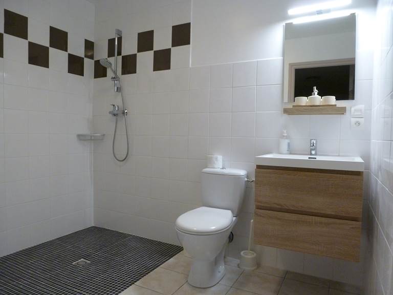 salle de douche chambre 3