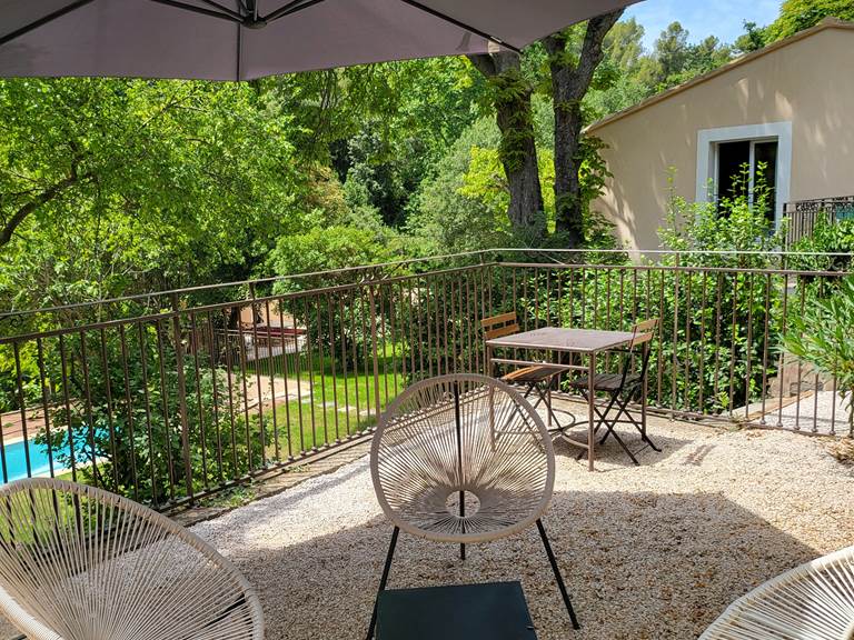 Villa Hélène-Terasse-Maison d'hôtes-Chambre-Provence