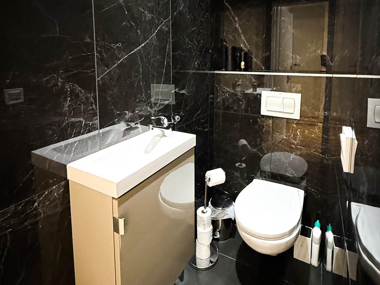 ID211_LATOURMAUBOURG CANNES RENTALS13